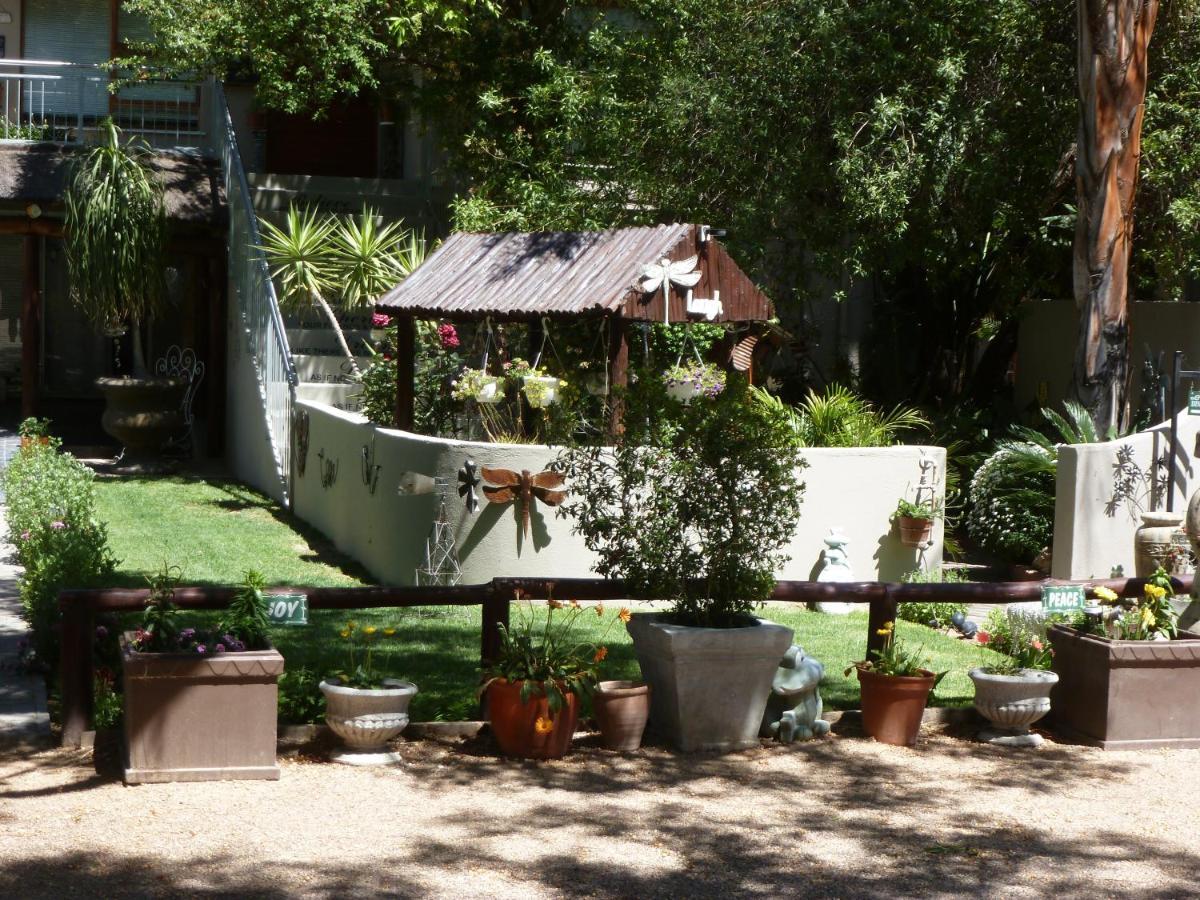 Springbok Apartments Bagian luar foto