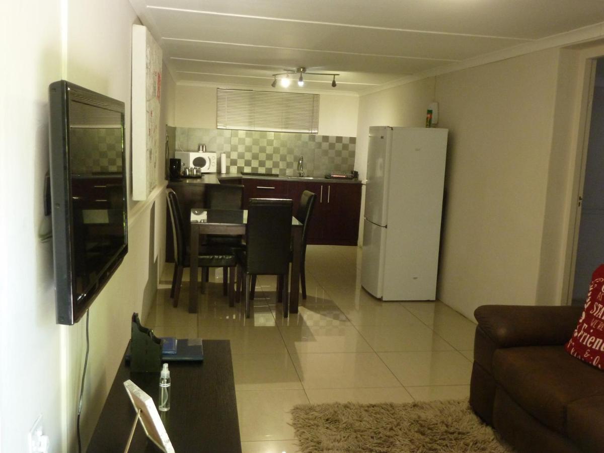 Springbok Apartments Bagian luar foto