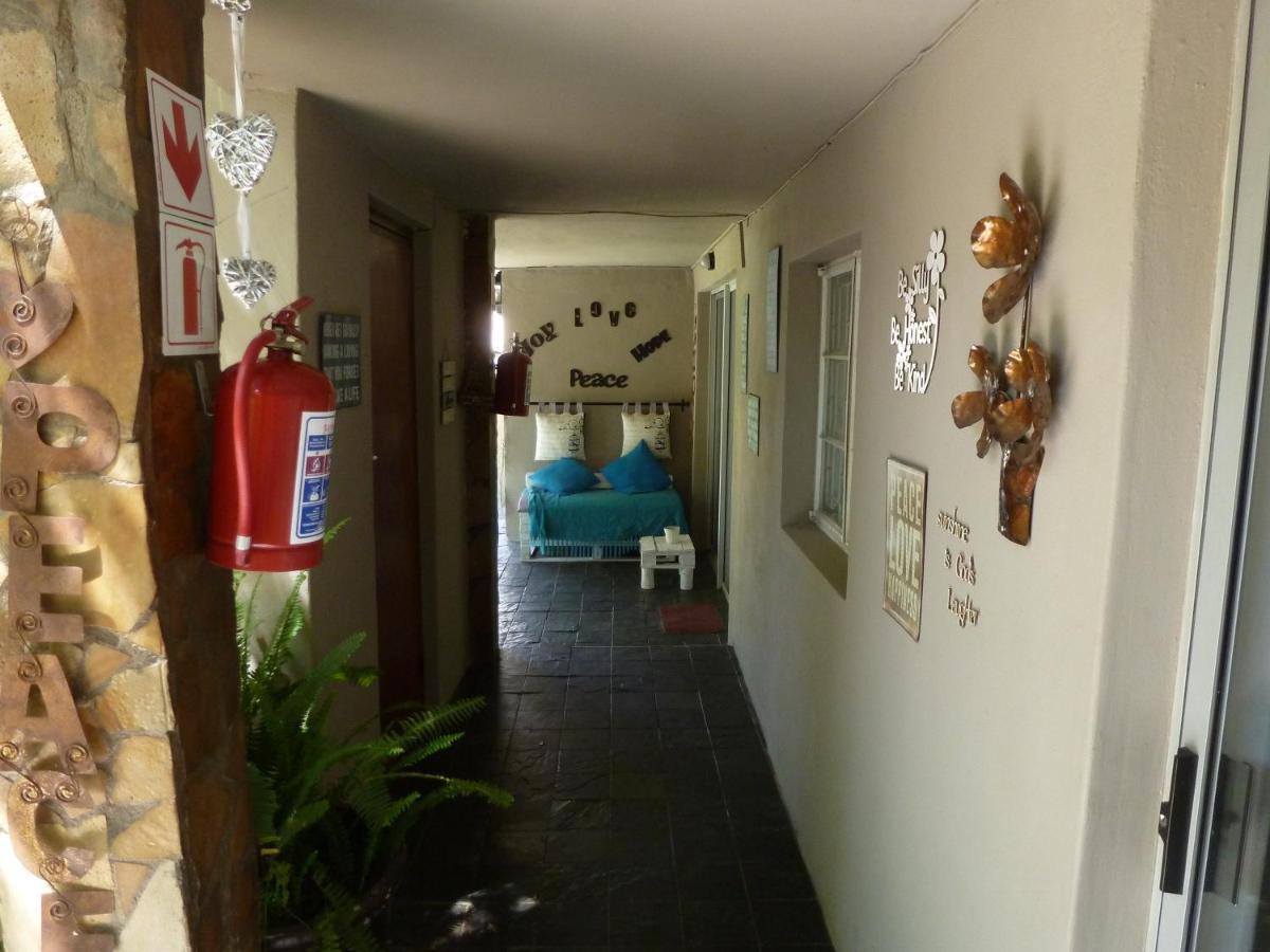 Springbok Apartments Bagian luar foto