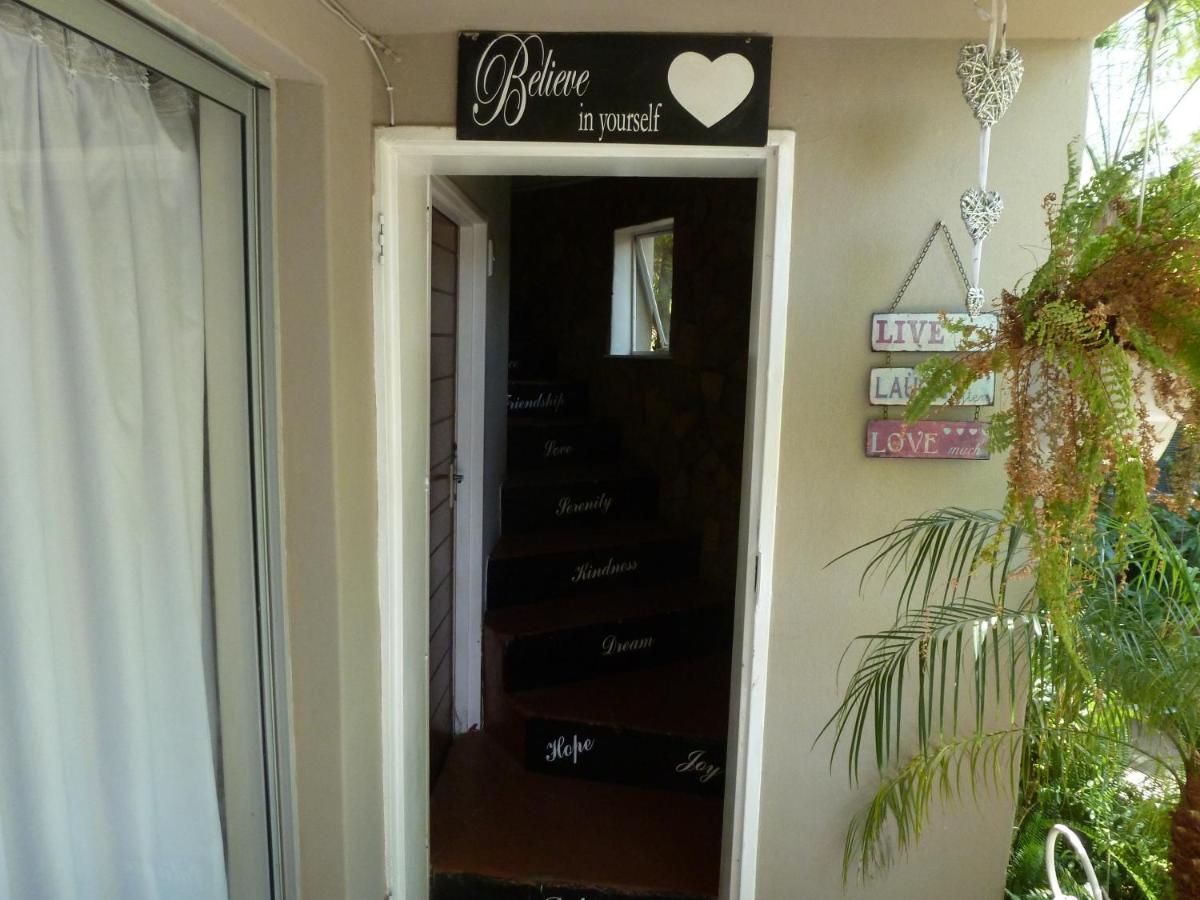 Springbok Apartments Bagian luar foto