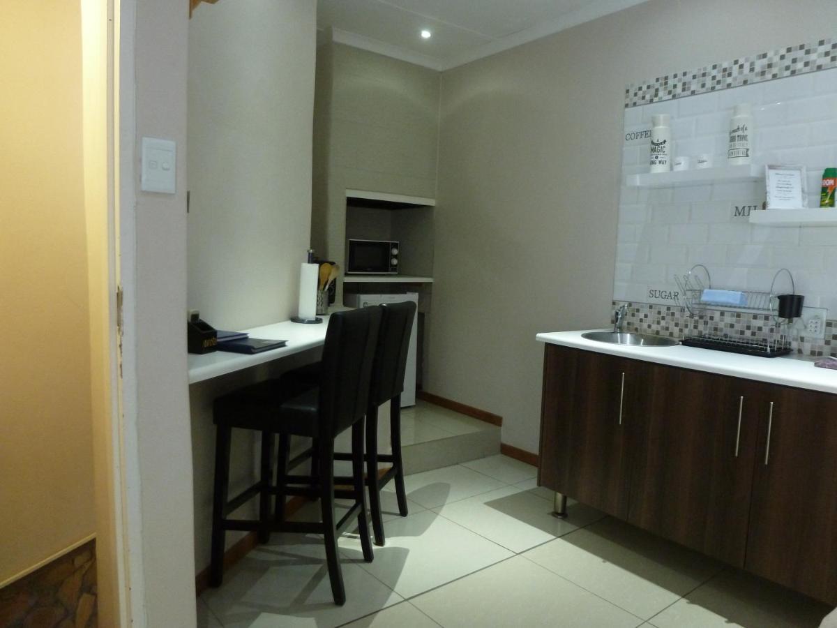 Springbok Apartments Bagian luar foto